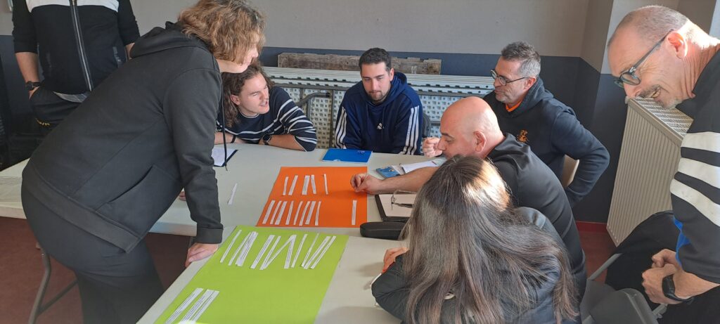 Hand Fauteuil Octobre 25 1